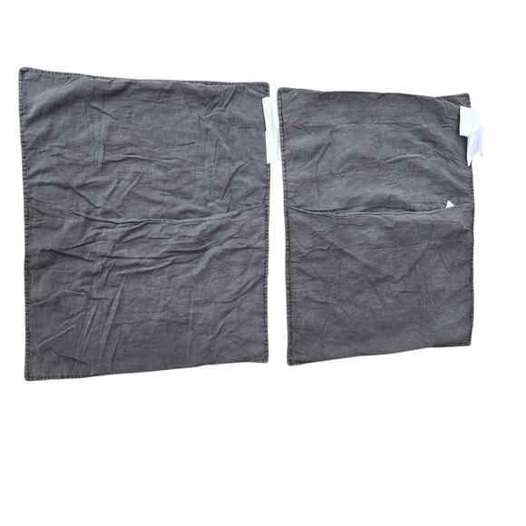 Pottery Barn 26x20 Gray Quilted Pillow Covers Shams. Lot Of 2 - Picture 6 of 7